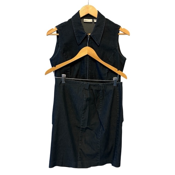 Halogen Denim Sleeveless Top & Skirt with Zipper Accent, Womens size Medium & 8 - Picture 2 of 11